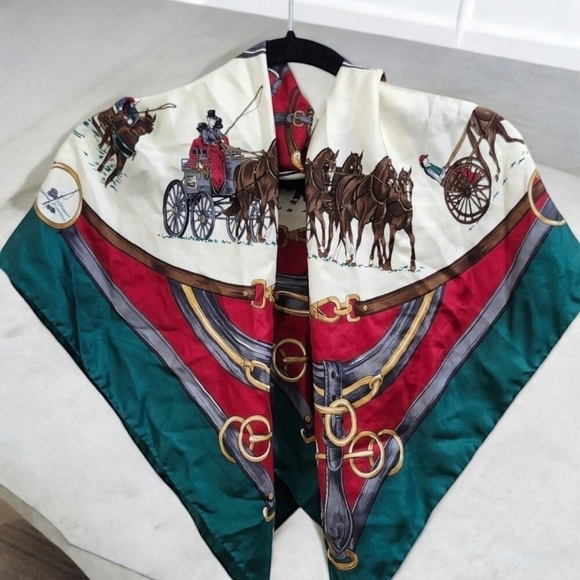 WARDEN BROOKS LIMITED Designer Silk Scarf Size34''x34'' - Picture 4 of 9